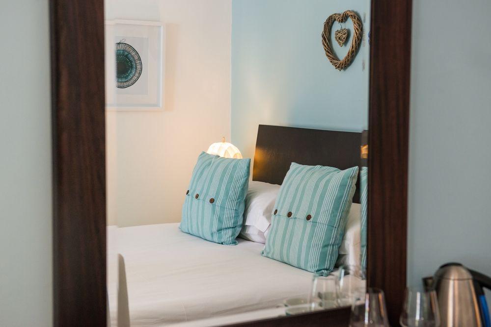 Ballinderry, The Robertson Guest House Экстерьер фото